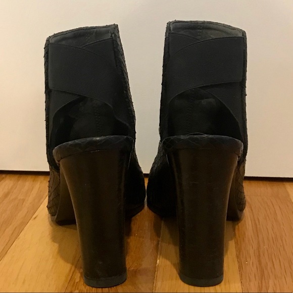 STUART WEITZMAN Hereitis Snake Booties - Picture 3 of 8